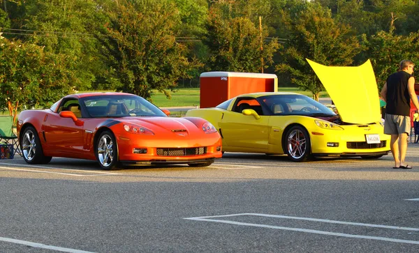 Два Chevy Corvette Z06 — стоковое фото
