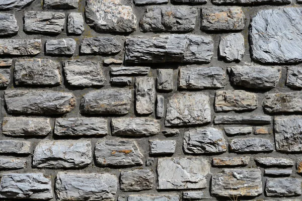 灰色粗糙石墙的细节 — 图库照片