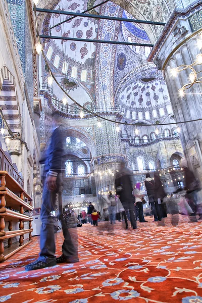 Inne i den blå moskén — Stockfoto