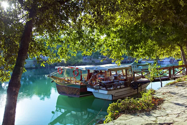Barcos del río Manavgat — Foto de Stock