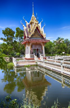 Hua hin Tapınağı gölet