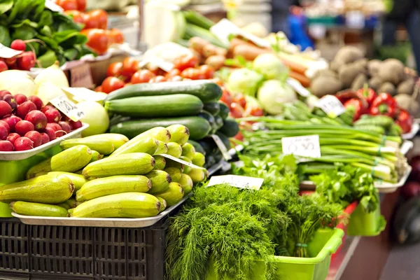 Supermarketu čerstvé vegetetables — Stock fotografie
