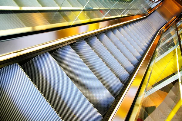 Escalera mecánica — Foto de Stock