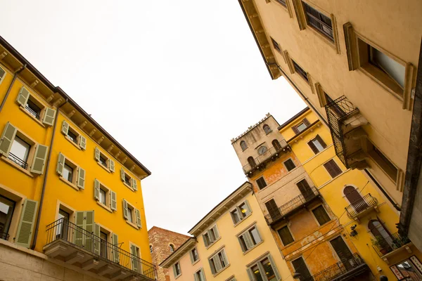 Arquitectura histórica en Verona — Foto de Stock