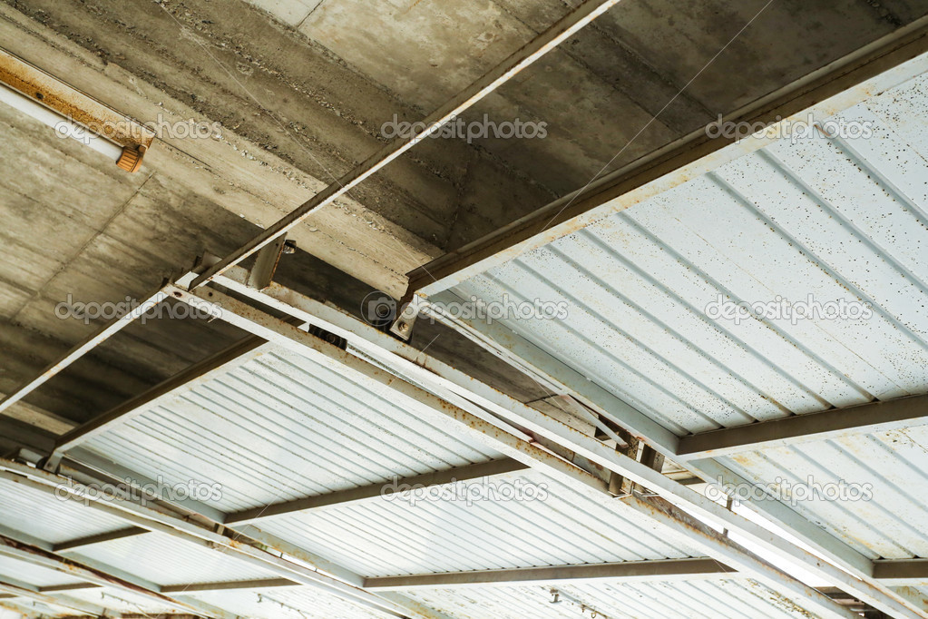 Garagendecke Stockfoto C Spectral 26427599