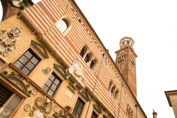 Historické architektury v verona — Stock fotografie