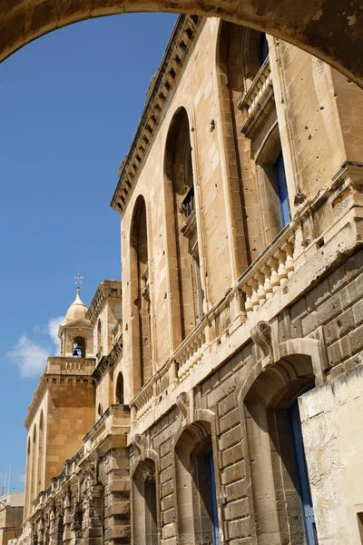 Historisk arkitektur i Birgu — Stockfoto