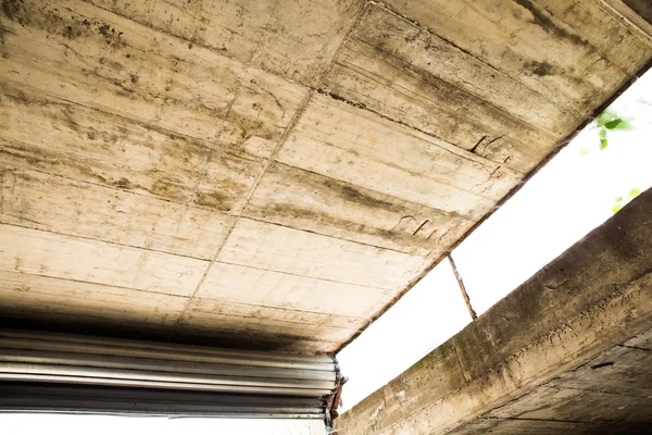 Beton garaj — Stok fotoğraf