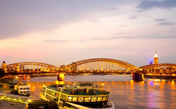 Köln bei Nacht — Stockfoto