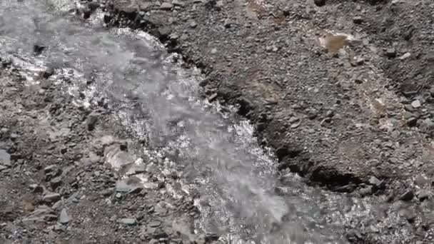 Тече вода — стокове відео