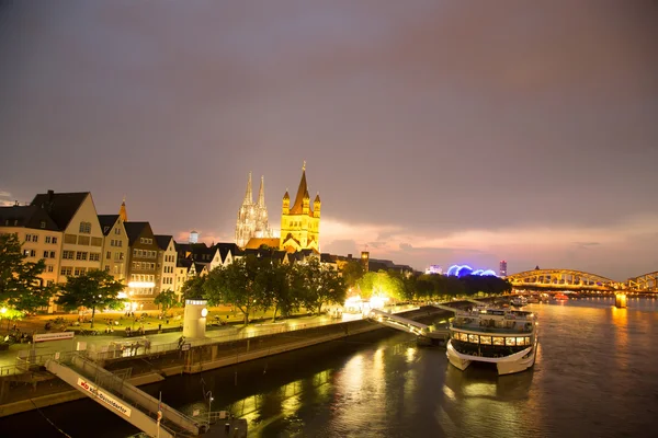 Cologne la nuit — Photo