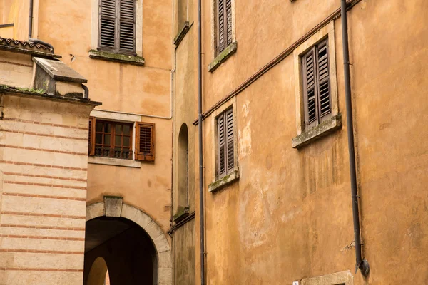 Arquitetura histórica em verona — Fotografia de Stock