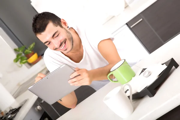 Café y Tablet PC — Foto de Stock