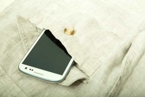 Smartphone en el bolsillo — Foto de Stock