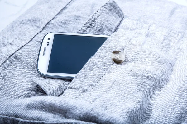 Smartphone no bolso — Fotografia de Stock
