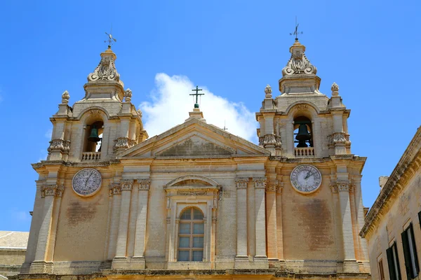 Zabytkowej architektury w mieście mdina — Zdjęcie stockowe