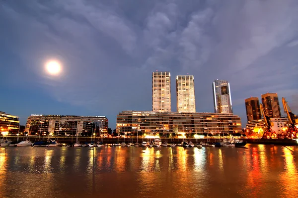 Puerto Madero en Buenos Aires —  Fotos de Stock