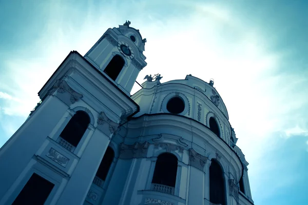 Salzburg 'daki ünlü Üniversite Kilisesi. — Stok fotoğraf