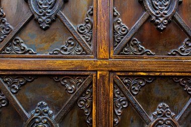 antika kapı