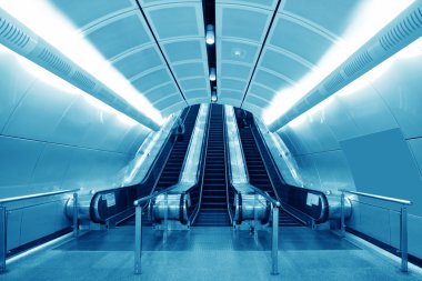 yürüyen merdivenler