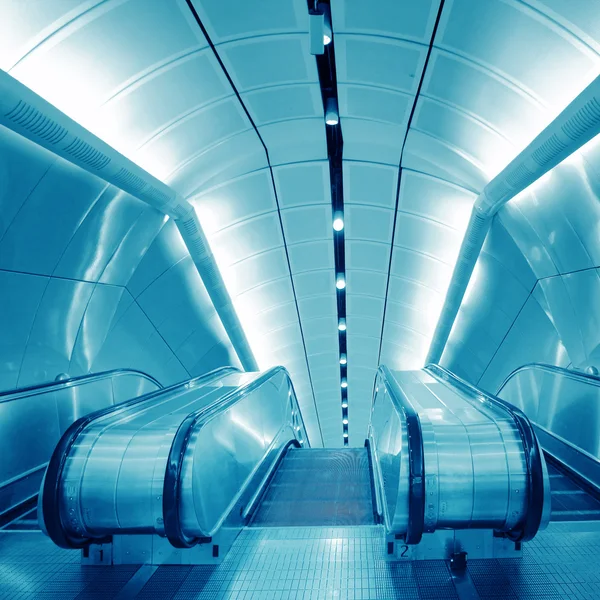 yürüyen merdivenler