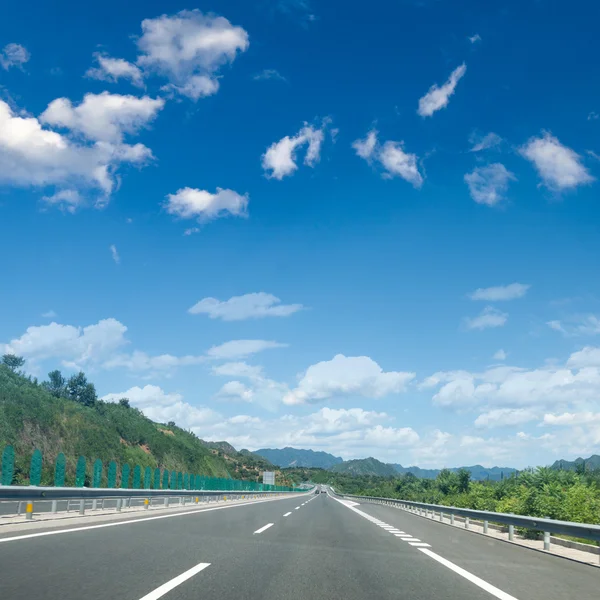 Expressway and the sky — Stock Photo, Image