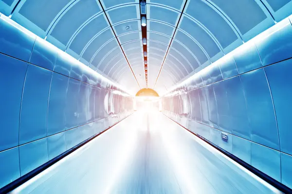 Tunnelbana ingång — Stockfoto