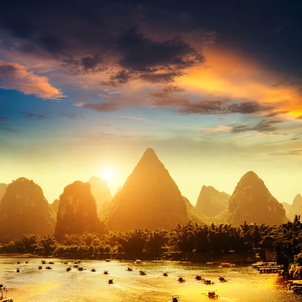 yangshuo günbatımı landscpae
