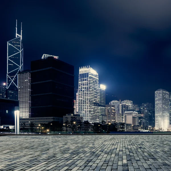 Stad en het plein — Stockfoto