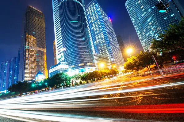 Cidade à noite — Fotografia de Stock