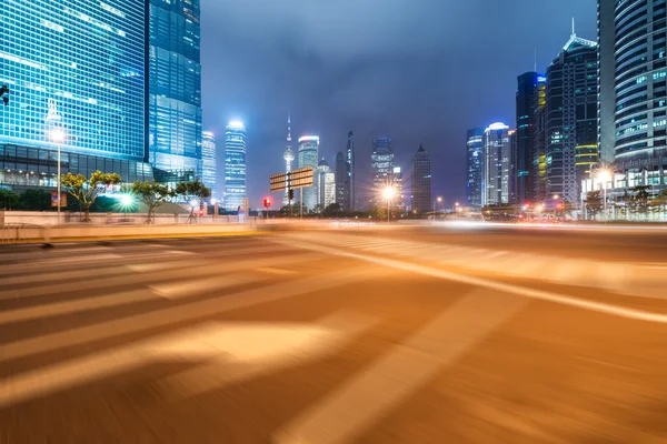 Lätta spår på shanghai — Stockfoto