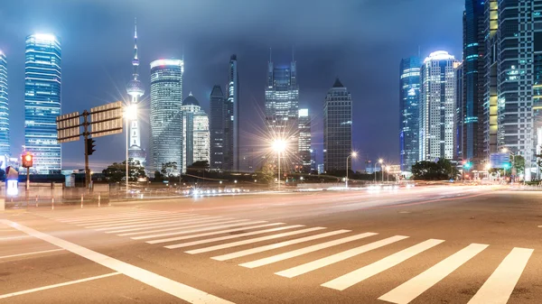 Light trails — Stock Photo, Image