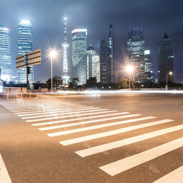 Light trails — Stock Photo, Image