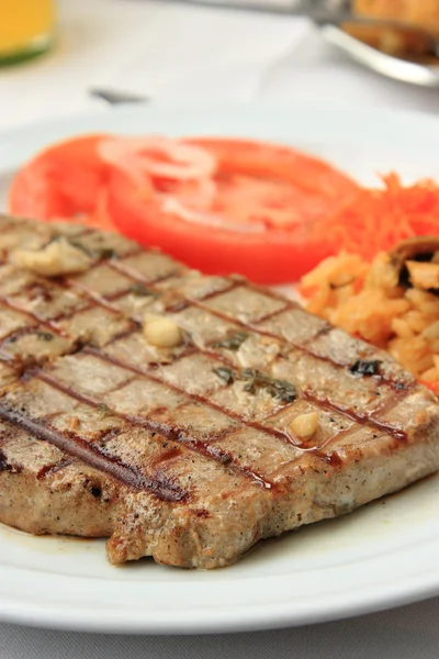 Steak tuna panggang — Stok Foto