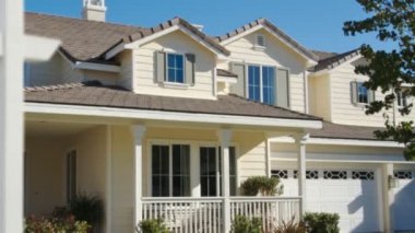 ev Satılık Emlak işaret ve yeni ev için