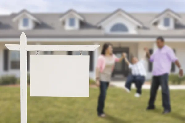 Blank Real Estate Sign and Hispanic Family in Front of House — Stock Photo, Image