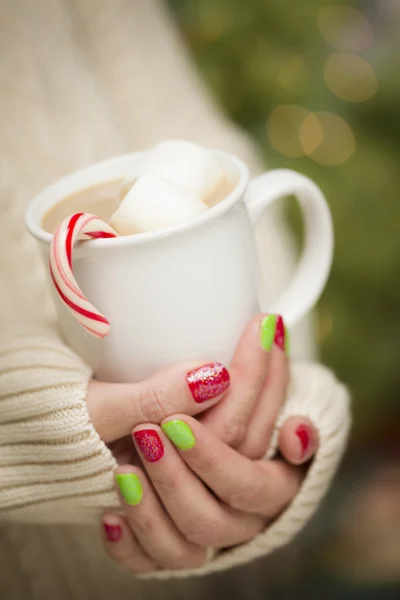 Woman with Red and Green Nail Polish Holding Cup of — Stock Photo, Image
