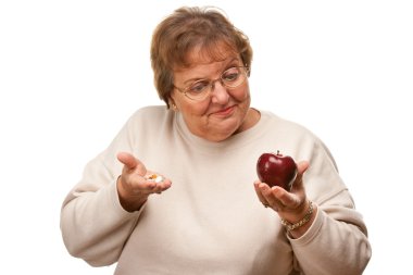 elma ve vitaminler tutan üst düzey kadın karışık