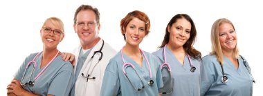 grup gülümseyen kadın ve erkek doktor ve hemşireler ile
