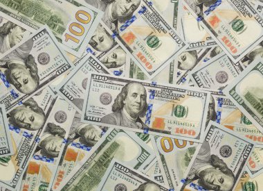 yeni bir yüz dolarlık banknot rastgele açılı tabakası