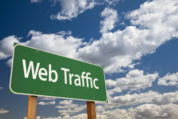 Web Traffic Green Road Sign Over Sky — Stock Photo, Image