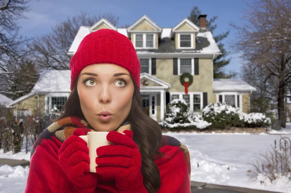 Woman in Winter Clothing Holding Mug Outside in Snow — Stock Photo, Image