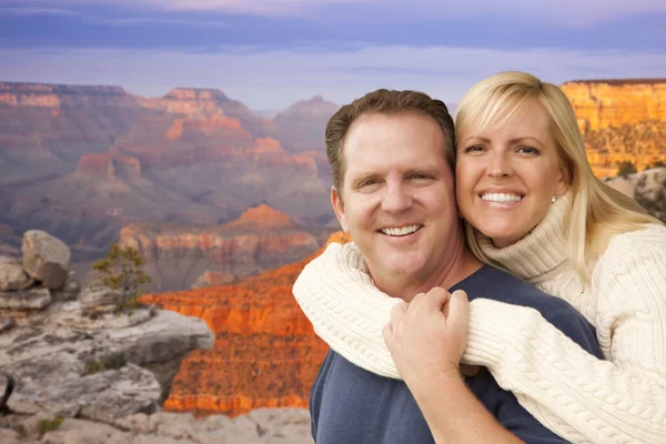 Boldog szerető pár, a grand Canyon — Stock Fotó