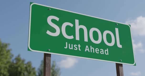 Pan School Just Ahead Green Road Sign — Vídeo de stock