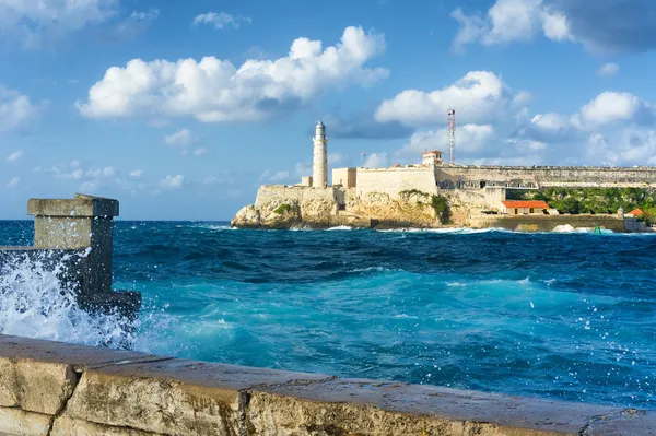 bir görünümü ile el morro Havana'da fırtına