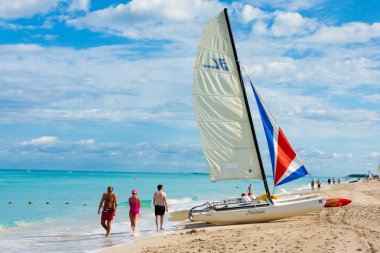 turistler varadero Küba plaj keyfi