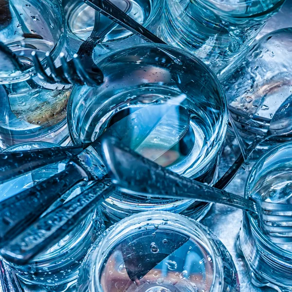 Cubertería lavada con agua y detergente —  Fotos de Stock