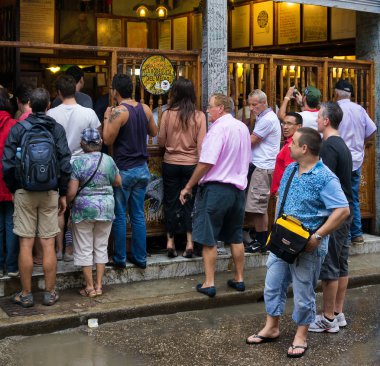 Tourists at La Bodeguita del Medio in Old Havana