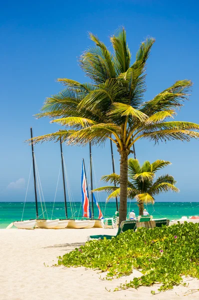 La playa tropical de Varadero en Cuba — Foto de Stock