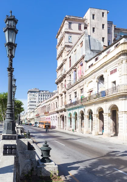 O bulevar de El Prado em Havana — Fotografia de Stock